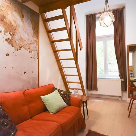 Perfect Place In For 2-4 People